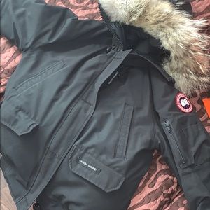 Women Canada Goose Bomber Size Medium